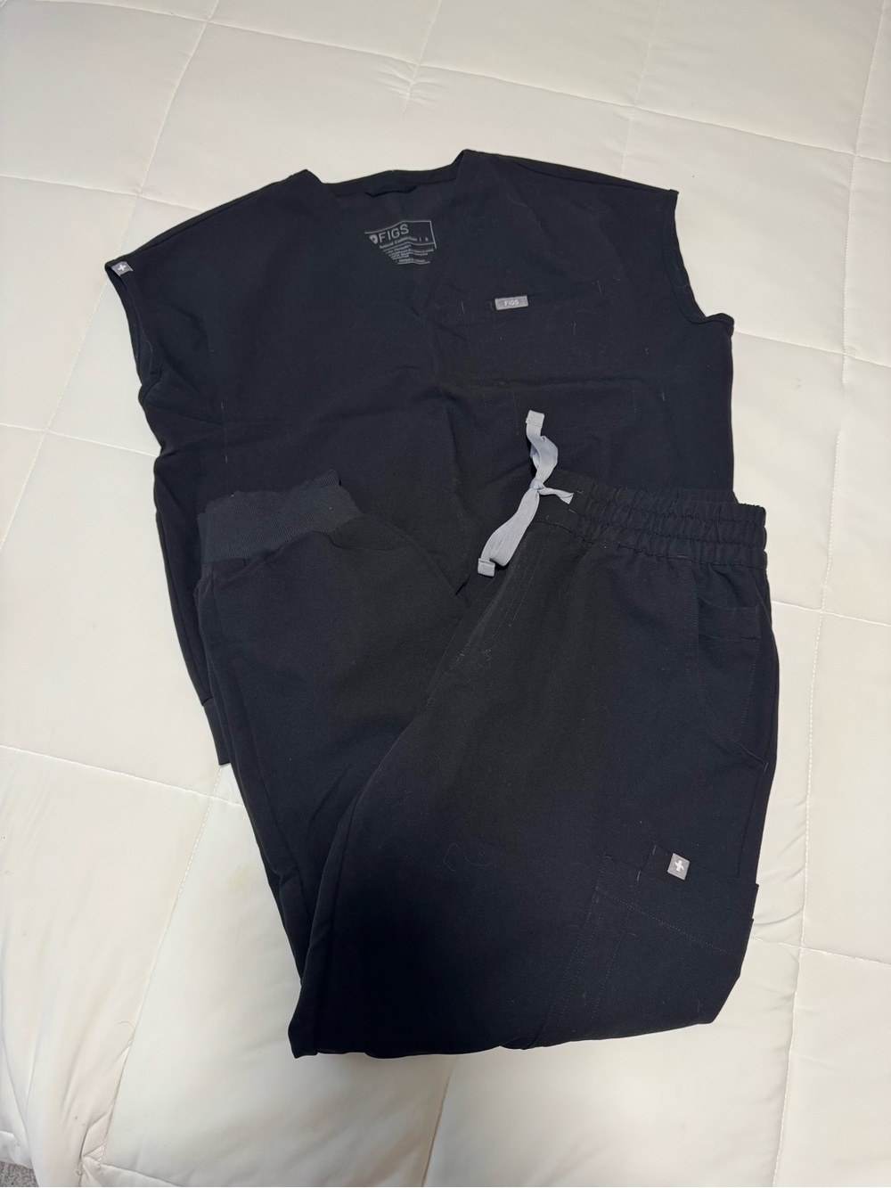 Figs black scrub set